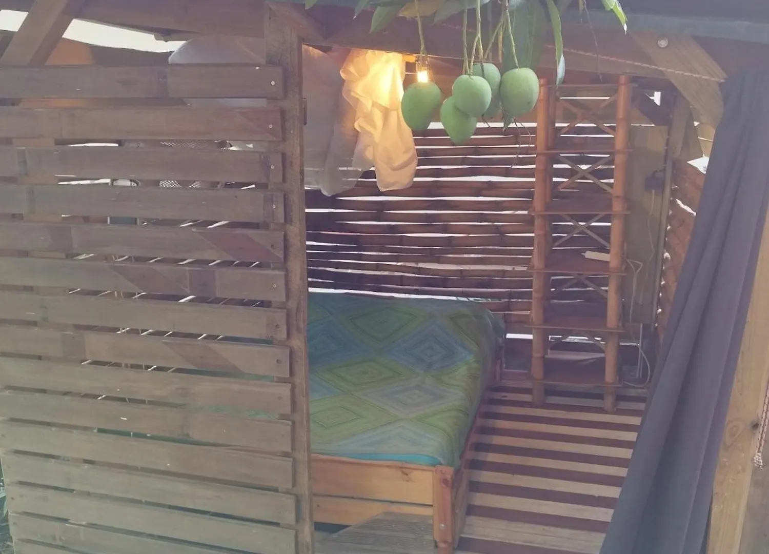 Tikazalou Eco Hostel Deshaies