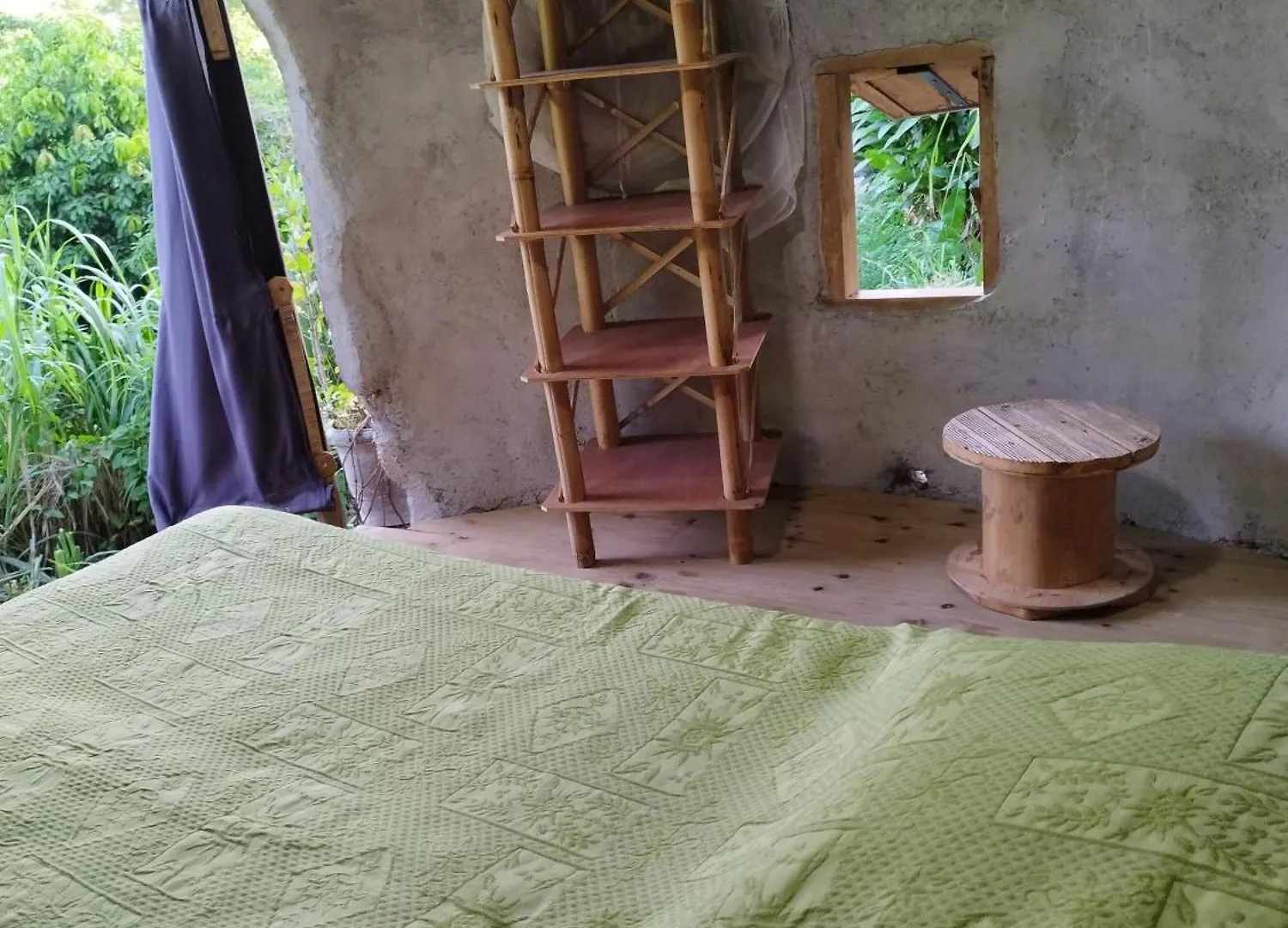 Tikazalou Eco Hostel Deshaies